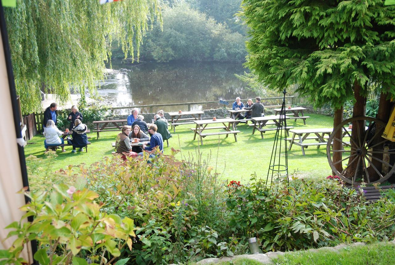 The Bull Inn West Tanfield Ripon Eksteriør billede